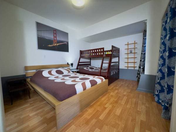 1BR/1BA Single Family House · San Francisco photo 5