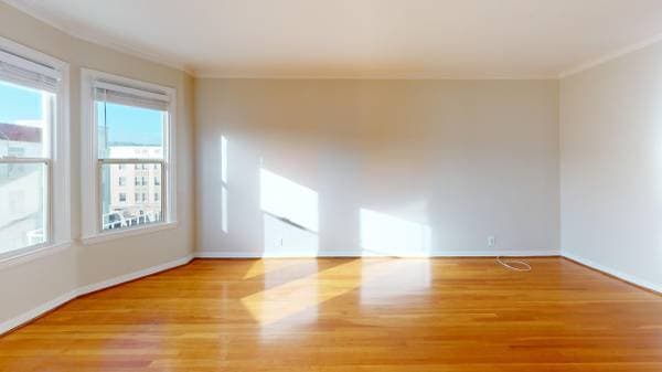 1BR/1BA Apartment on North Point · San Francisco photo 1