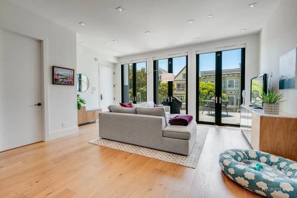3BR/4BA Condo · San Francisco photo 2