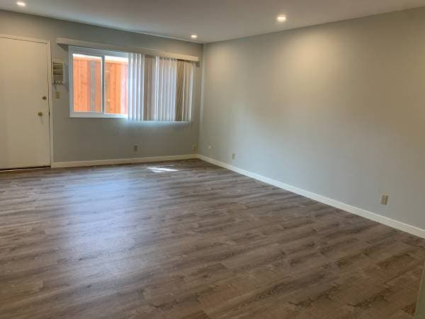 3BR/2BA Single Family House · Albany photo 2