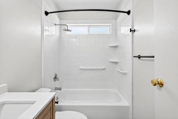 2BR/1BA Apartment · San Rafael photo 2