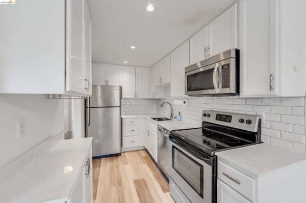 Beautifully Remodeled 2 Bedroom &amp; 1 Bath Unit In The Heart Of Concord photo 2
