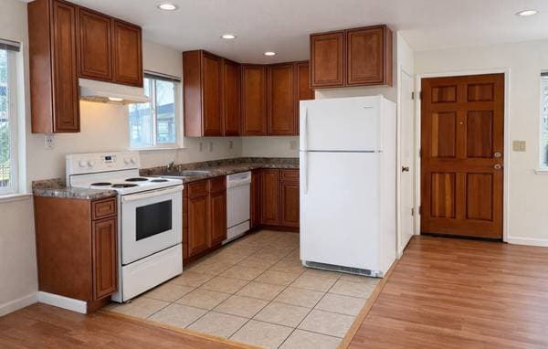 2BR/1BA Single Family House · Union City photo 2