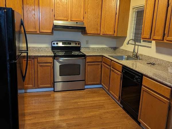 3BR/1BA Apartment on Macarthur Blvd · Oakland photo 1