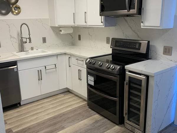 3000 Nicol Ave photo 2