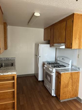 2BR/1BA Apartment · Livermore photo 4