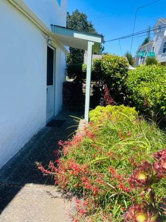 2BR/1BA Duplex on Medway Rd · San Anselmo photo 3