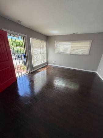 2BR/1BA Duplex · Emeryville photo 2