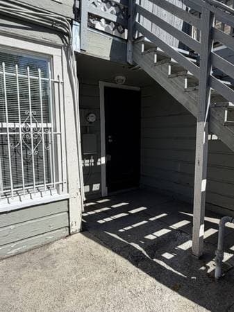 3BR/1BA Duplex · Emeryville photo 2