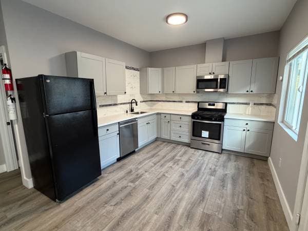 3BR/2BA In Law Adu · Oakland photo 3