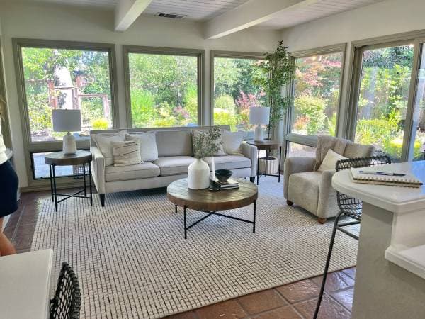 4BR/3BA Single Family House · Pleasant Hill photo 2