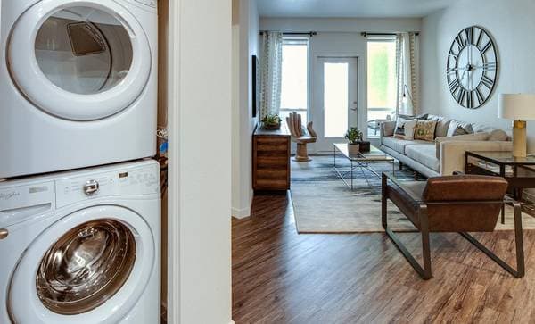 2BR/1BA Apartment · San Jose photo 5