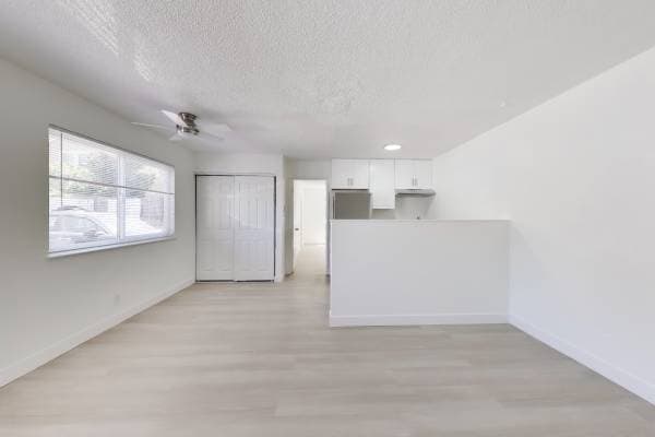 1BR/1BA Apartment on E 18th Street - 5 · Oakland photo 4