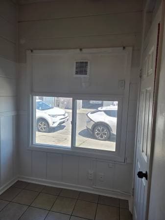 2BR/1BA Apartment on Mission Ave · Richmond photo 4