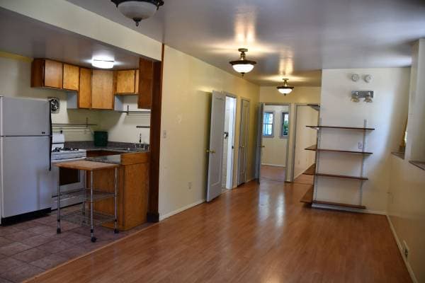 2BR/1BA Duplex on Lorina Street · Berkeley photo 2