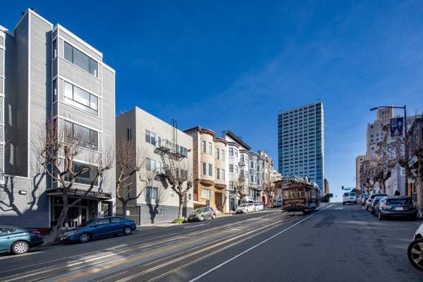 1BR/1BA Apartment on California St · San Francisco photo 1