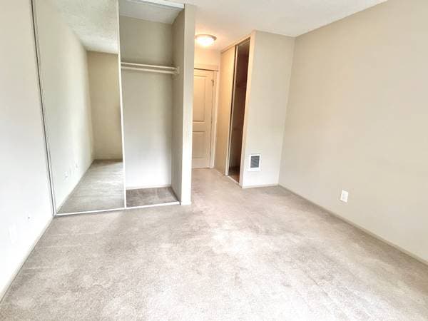 1BR/1BA Apartment on Creekside Drive · Walnut Creek photo 1
