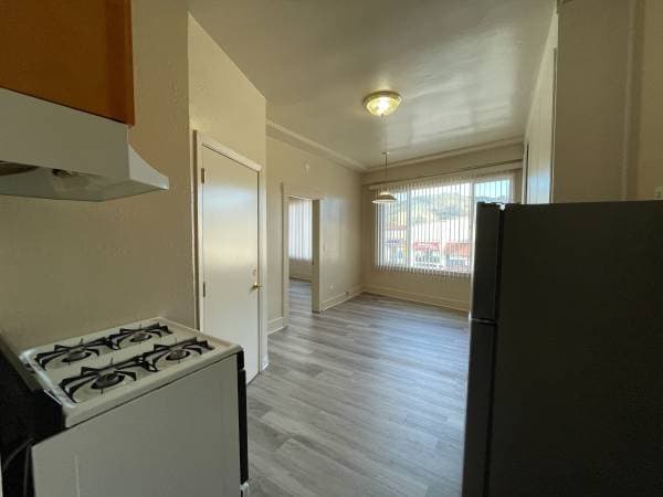 0BR/1BA Apartment on Mission · Daly City photo 4