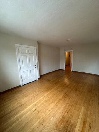 1BR/1BA Apartment · Vallejo photo 4
