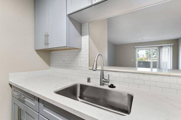 2BR/2BA Apartment on North Milpitas Boulevard · Milpitas photo 3