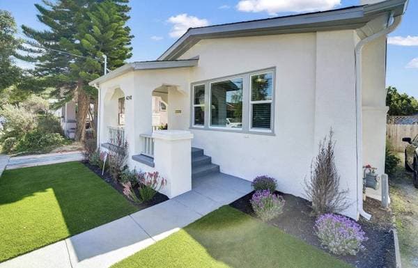 2BR/2BA Single Family House · Oakland photo 2