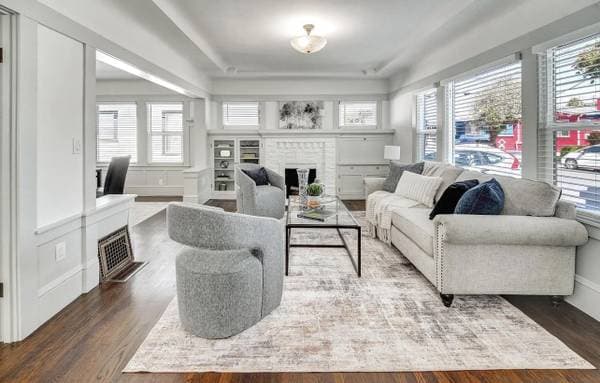 2BR/2BA Single Family House · Oakland photo 4