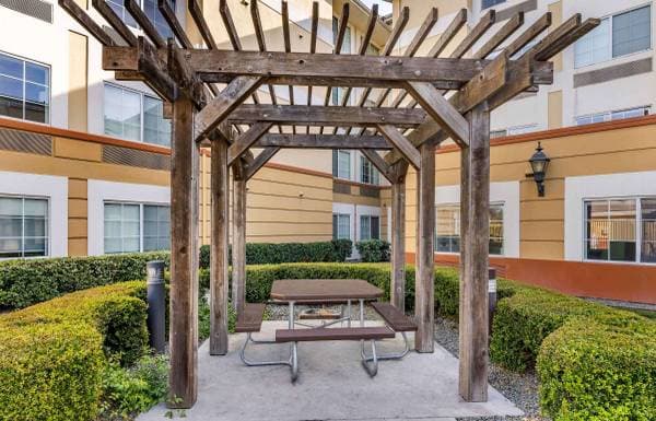 1BR/1BA Other on E. Brokaw Rd · San Jose photo 3