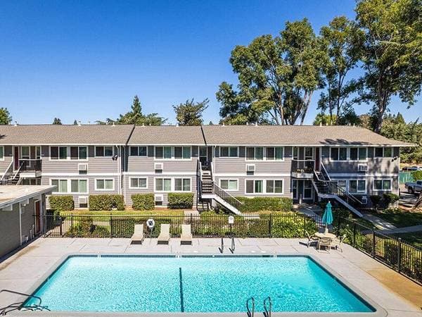 1BR/1BA Apartment on Peach Tree Drive · Fairfield photo 5