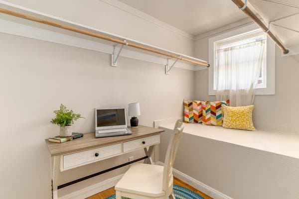 1BR/2BA Apartment on 1/2 Pearl Street · Alameda photo 3