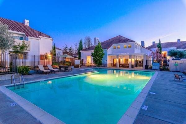1BR/1BA Single Family House on Candlewood Dr · Petaluma photo 1