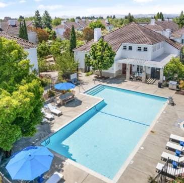 1BR/1BA Single Family House on Candlewood Dr · Petaluma photo 2