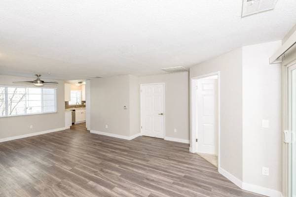 1BR/1BA Single Family House on Candlewood Dr · Petaluma photo 4
