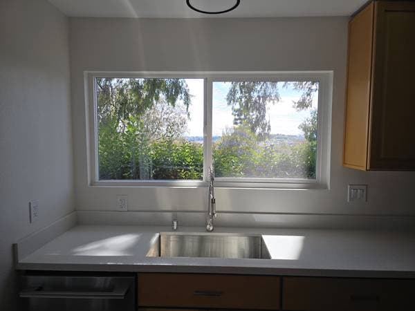 2BR/2BA Condo · Vallejo photo 2