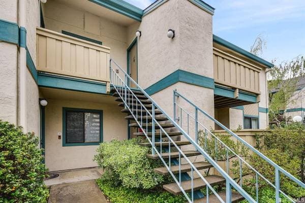 1BR/1BA Condo on Woodside Way · San Mateo photo 2