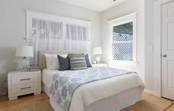 1BR/1BA Single Family House on Rio Vista Ave · Oakland photo 5