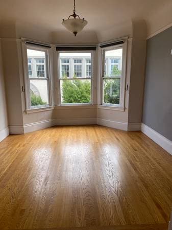 2BR/1BA Apartment on 24th Street · San Francisco photo 1