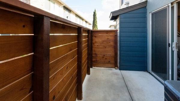 1BR/1BA Apartment on Fairfield Avenue · Fairfield photo 2