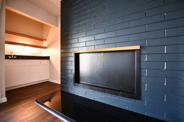 2BR/2BA Condo on Broadway Terr · Oakland photo 4