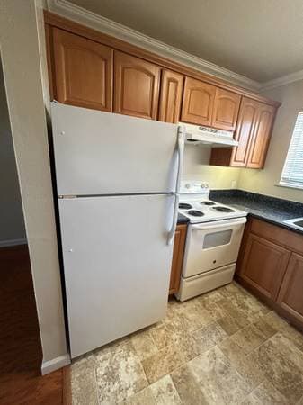2BR/2BA Apartment on Creekside Dr · Walnut Creek photo 3
