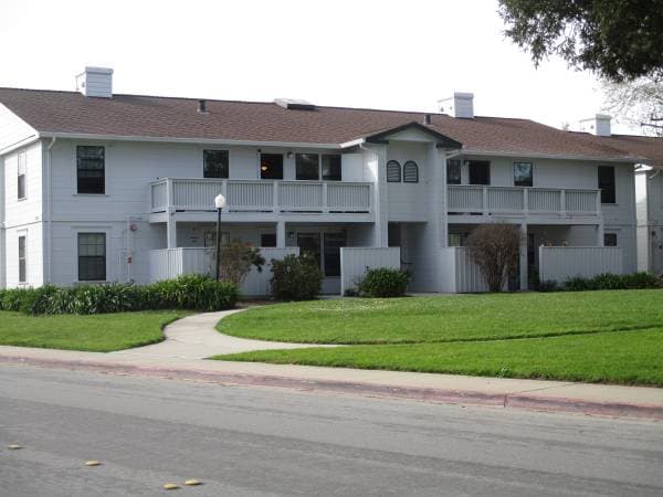 2BR/2BA Apartment on Tuttle Ave. · Watsonville photo 1