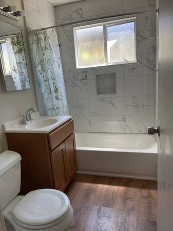 2BR/1BA Apartment · Albany photo 1