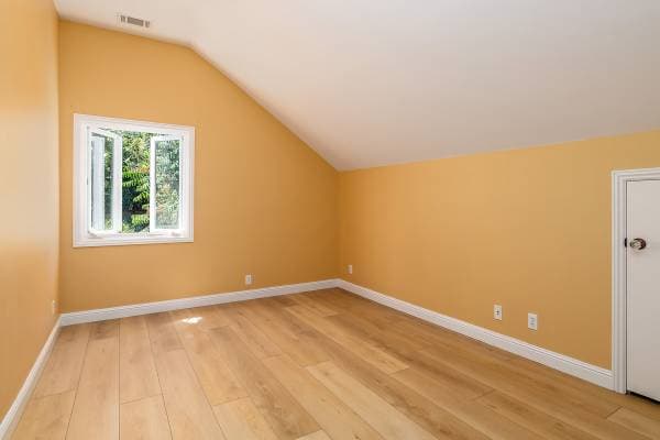 2BR/1BA Other · San Rafael photo 5