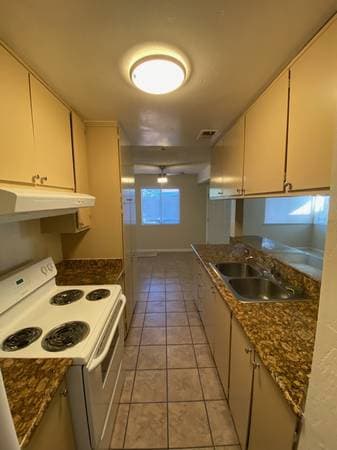 2BR/1BA Condo on Roca Ct · Santa Rosa photo 1