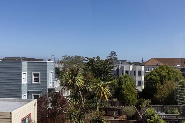 1BR/1BA Apartment on 7th Ave · San Francisco photo 3