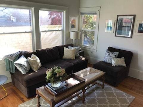 1BR/1BA Duplex on Hearst Ave · Berkeley photo 1