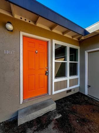 2BR/1BA Single Family House on Vallejo Street · Napa photo 1
