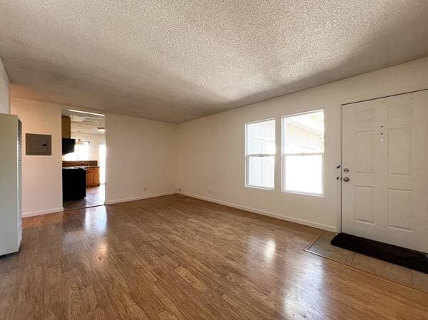 2BR/1BA Single Family House on Vallejo Street · Napa photo 3