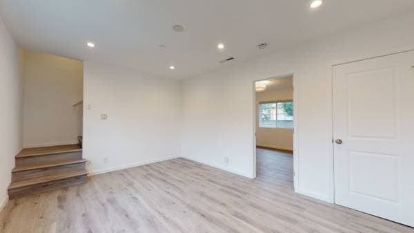 3BR/2BA Duplex on Tilton Avenue · San Mateo photo 2