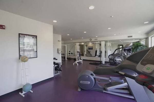 2BR/2BA Condo on N 2nd St · Campbell photo 2