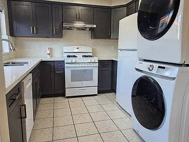 3BR/1BA Apartment on Pacific Ave · Alameda photo 1